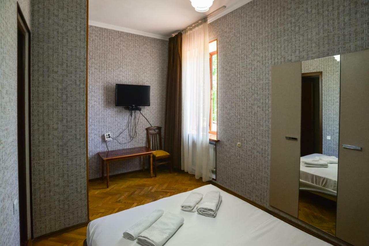Shin Hotel Akhaltsikhe  Værelse billede