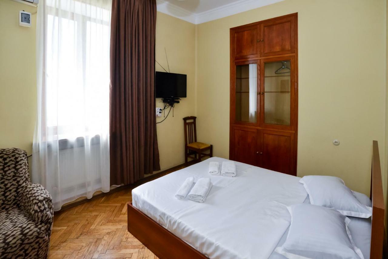 Shin Hotel Akhaltsikhe  Værelse billede